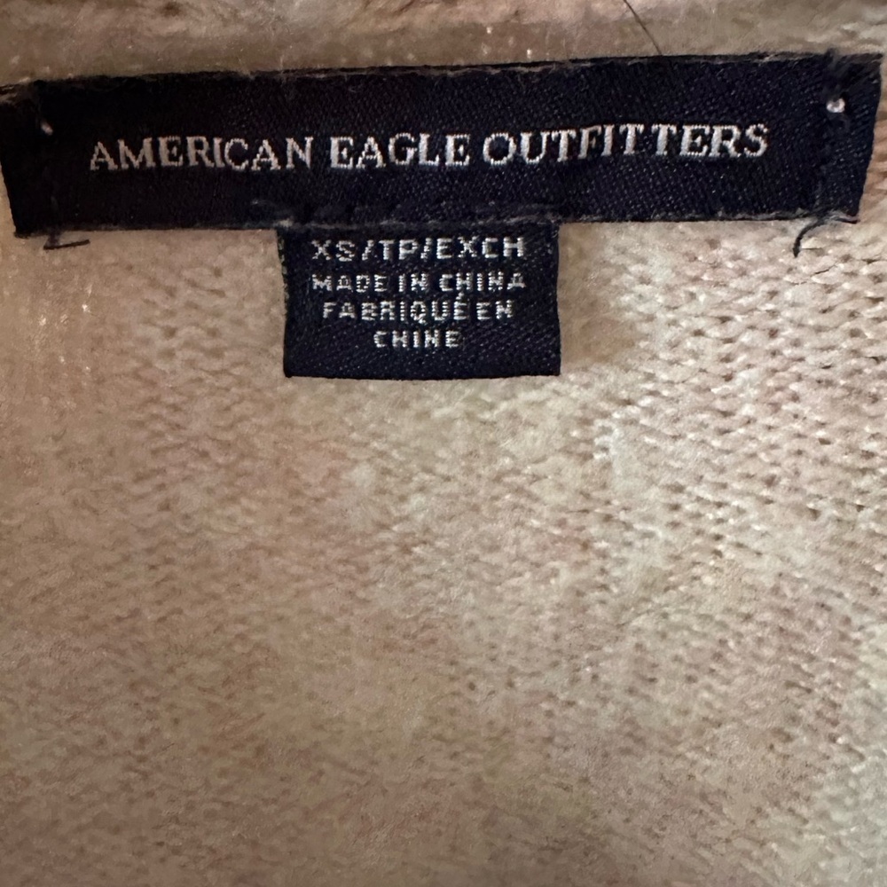 American Eagle Outfitters Cropped Hooded Sweater - Picture 2 of 6